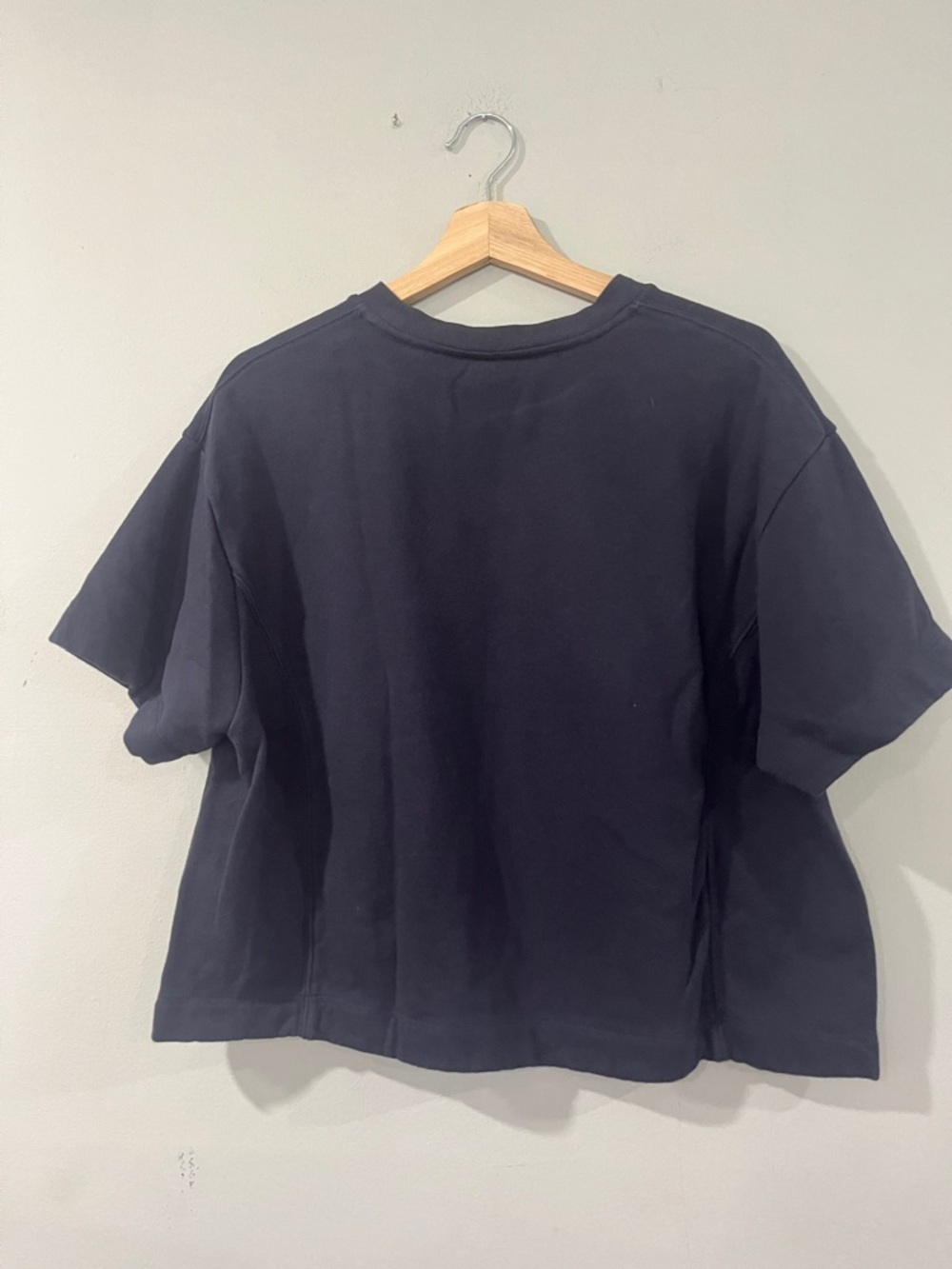 Vince Boxy Short-Sleeve Tee in Navy - Picture 7 of 7